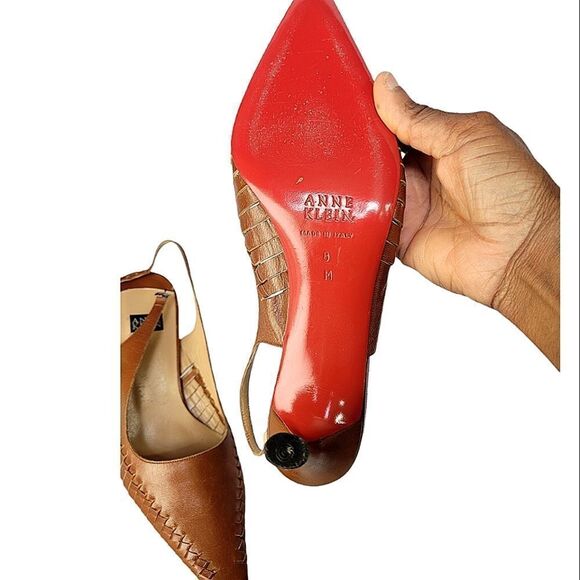 Anne Klein Red bottom - Picture 3 of 7